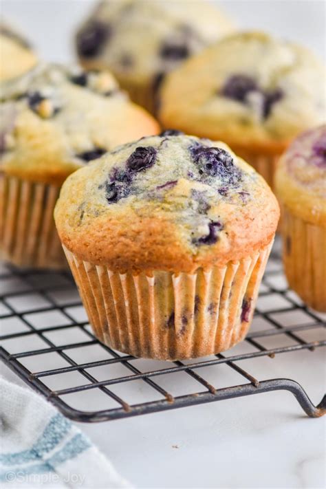 really easy blueberry muffins